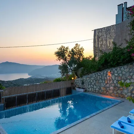Baris Villa Bezirgan